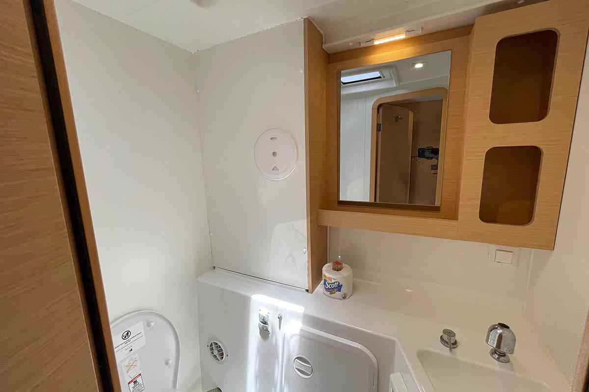 Lagoon 42 - 3 + 1 cab., picture 36