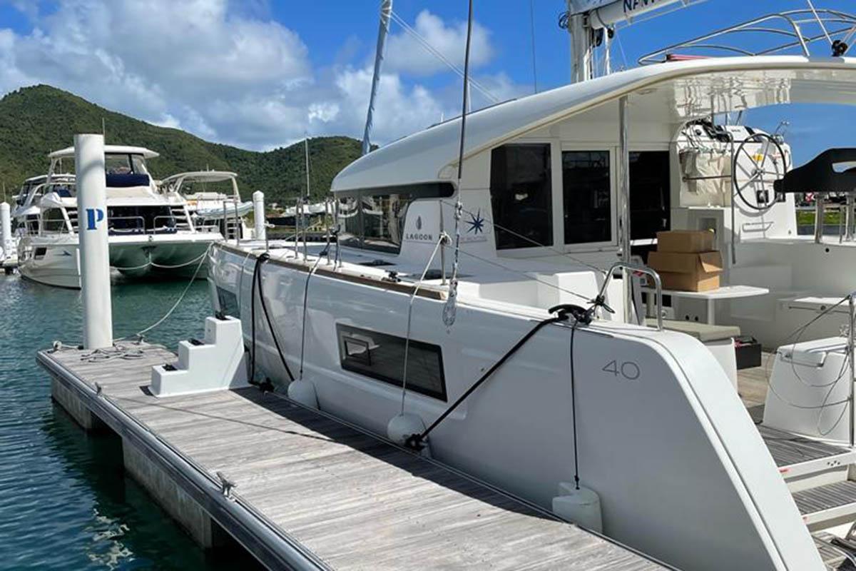 Lagoon 40 - 4 + 2 cab, picture 6