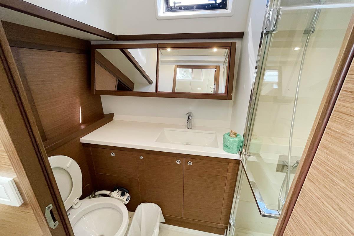 Lagoon 52 F - 6 + 2 cab., picture 30