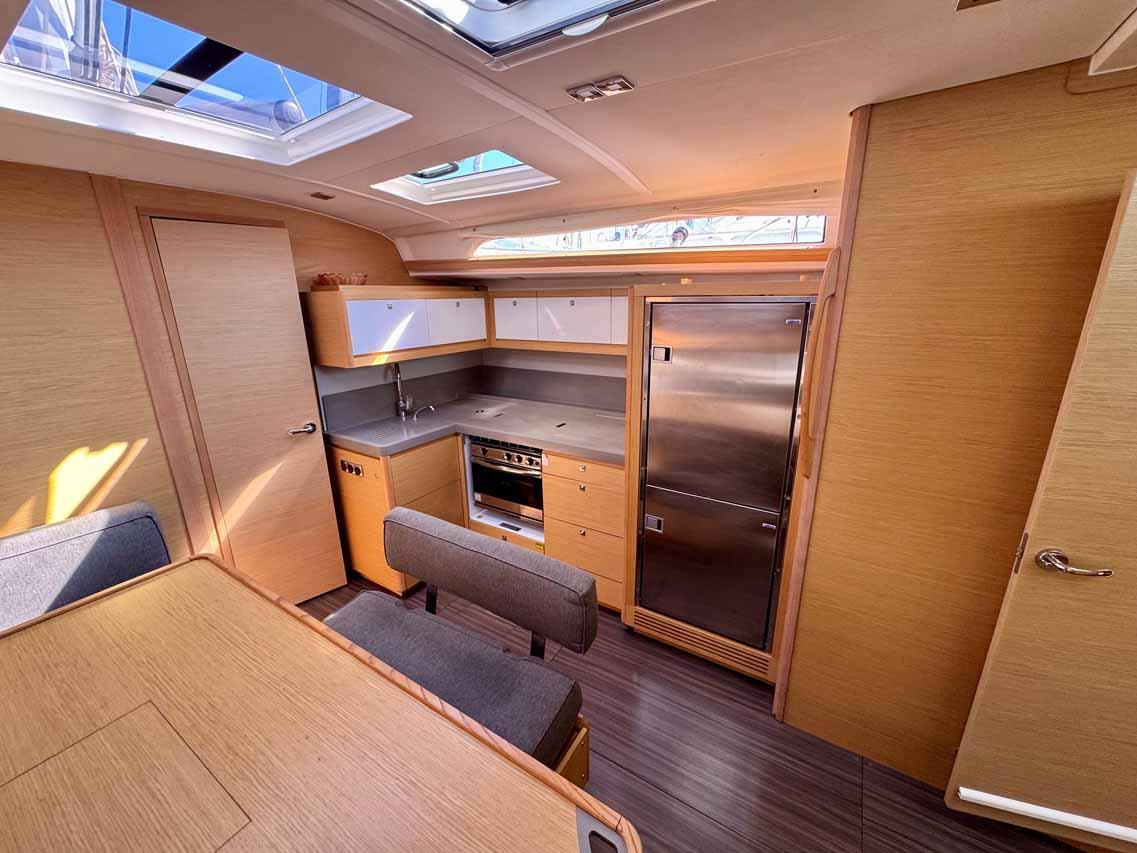Dufour 470 - 4 cab., picture 7