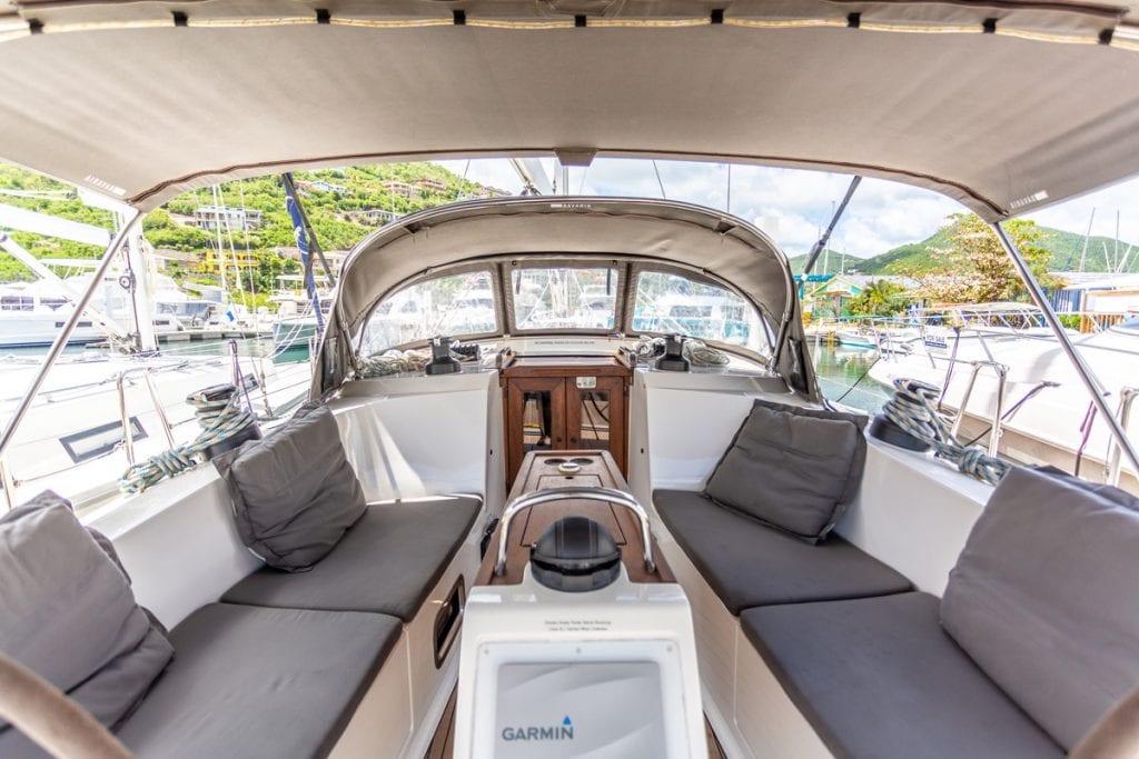 Bavaria Cruiser 41 - 2 cab. - Patches, picture 9