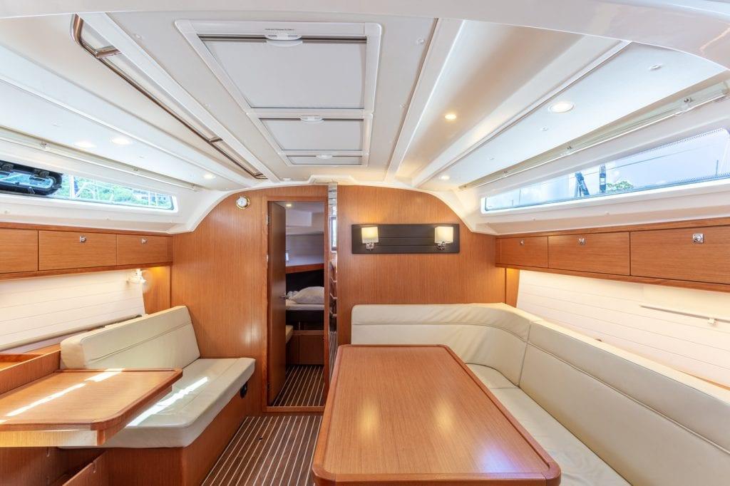 Bavaria Cruiser 41 - 2 cab. - Patches, picture 16