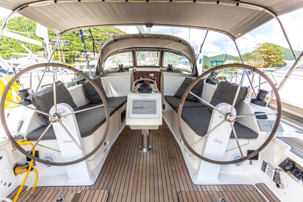 Bavaria Cruiser 41 - 2 cab. - Patches, picture 8