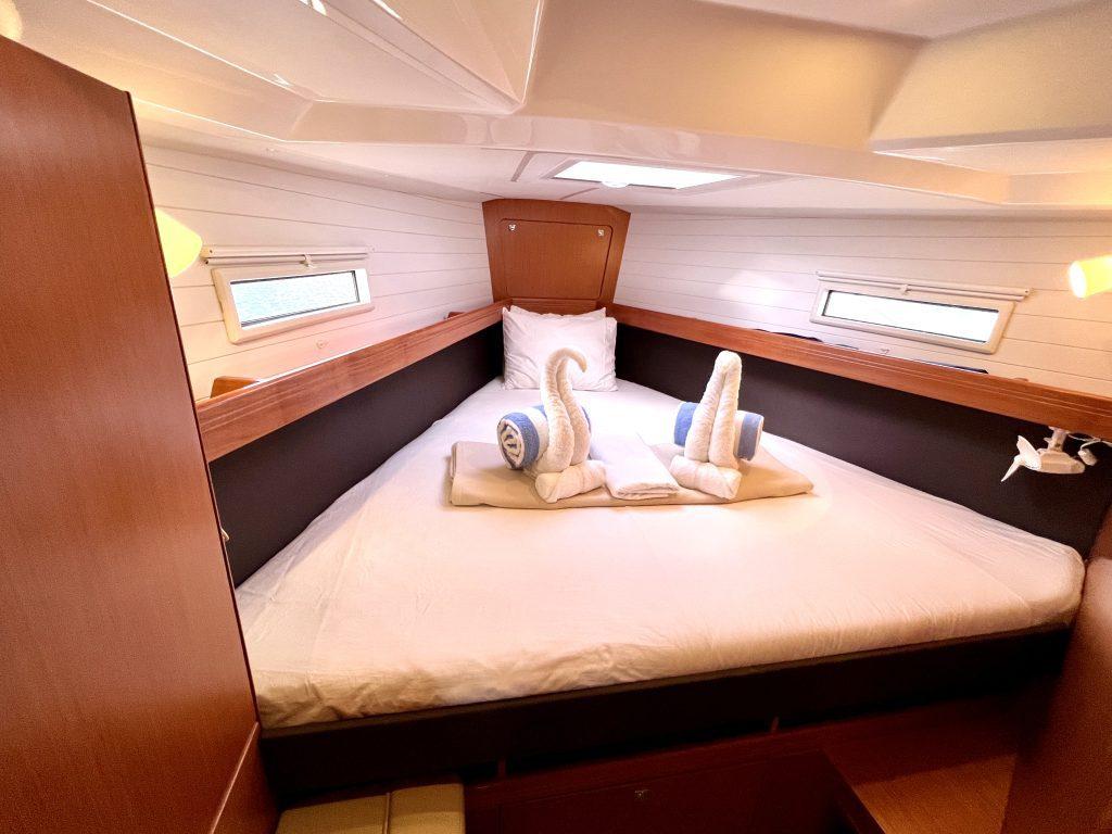 Bavaria Cruiser 41 - 2 cab. - Patches, picture 18