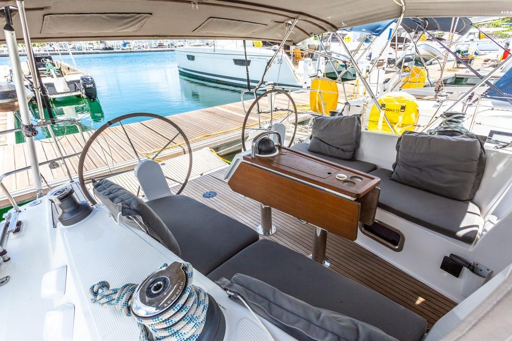 Bavaria Cruiser 41 - 2 cab. - Patches, picture 6