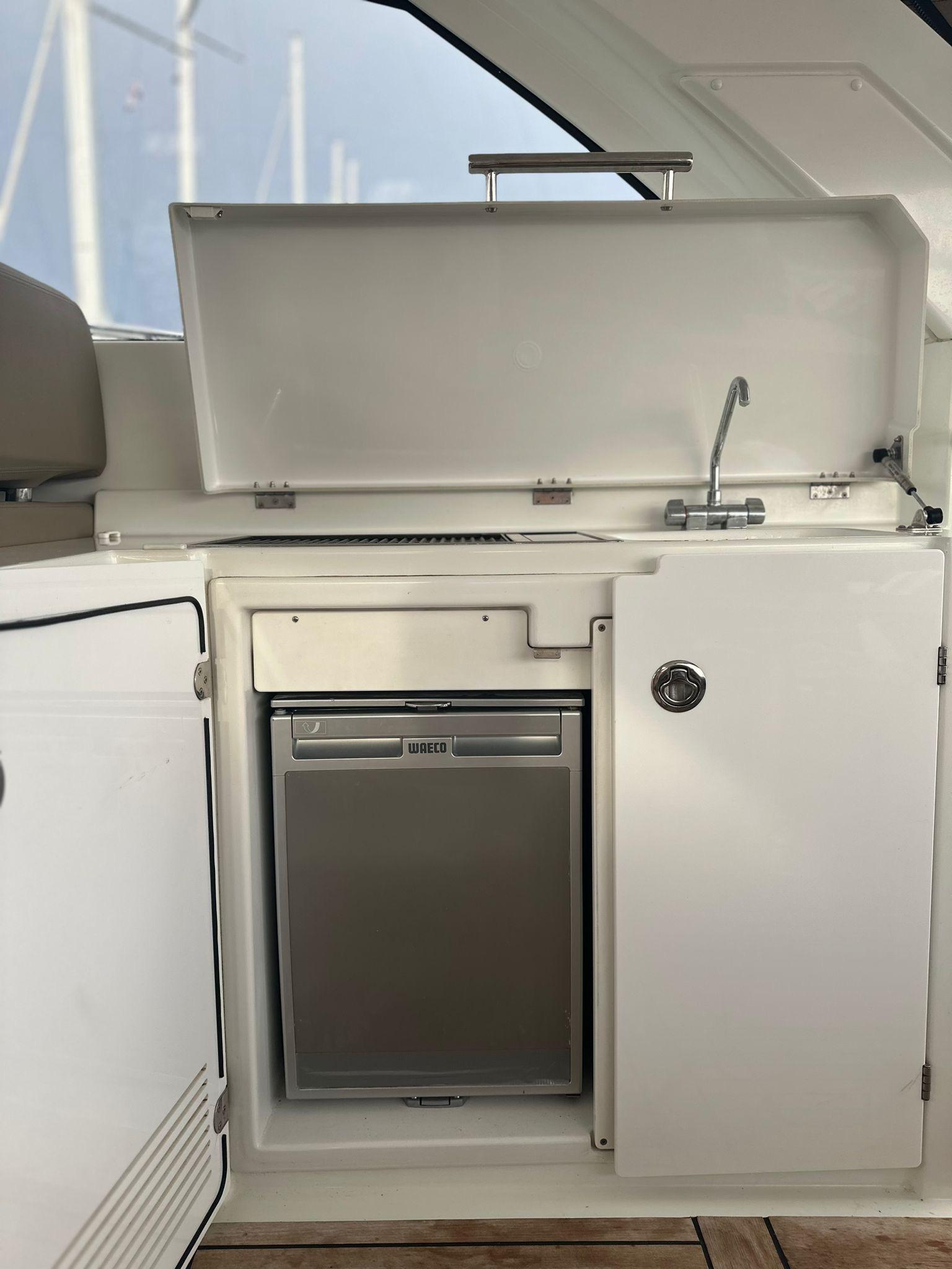 Leader 40, picture 11