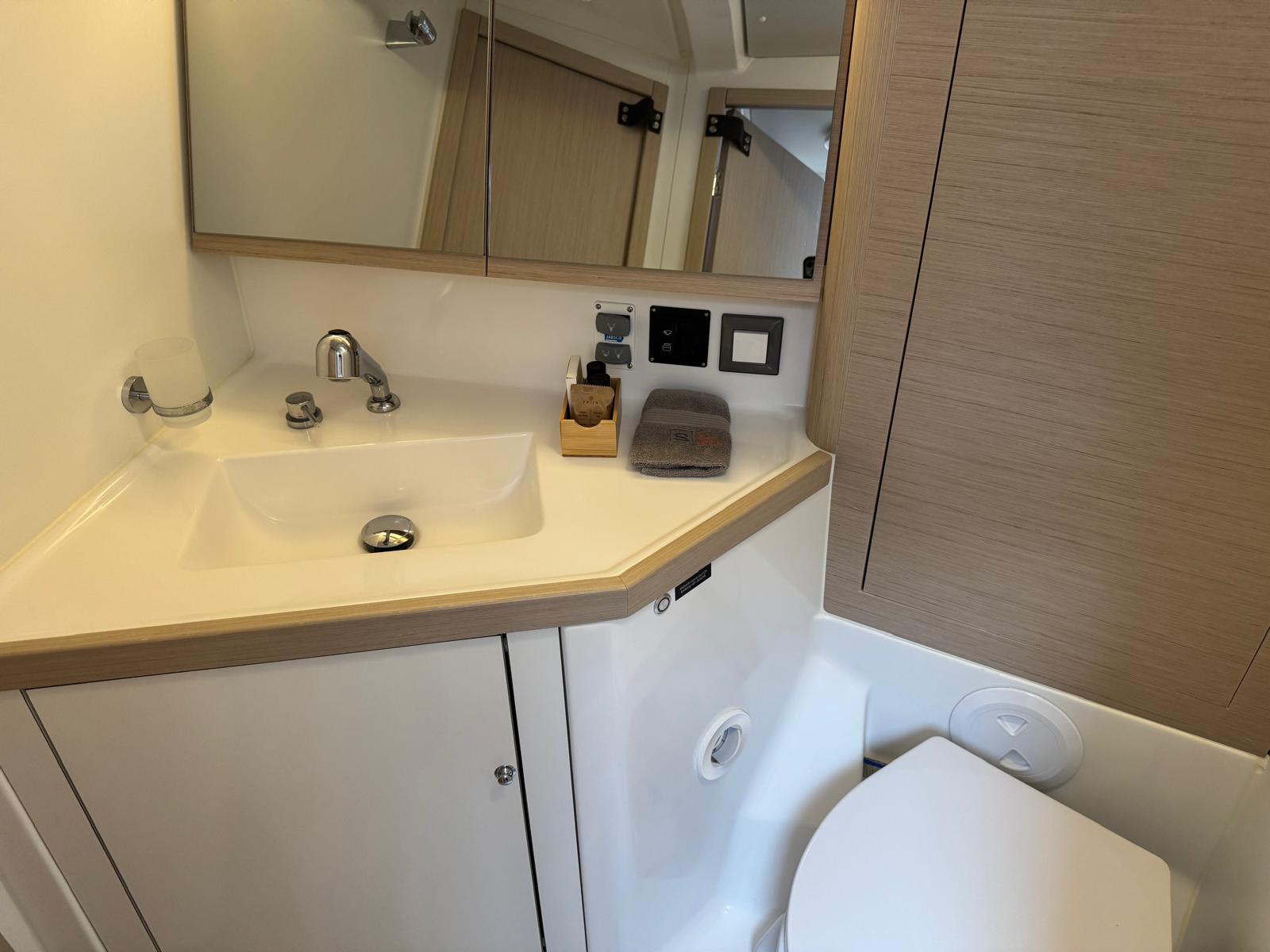 Oceanis 46.1 - 3 cab., picture 16