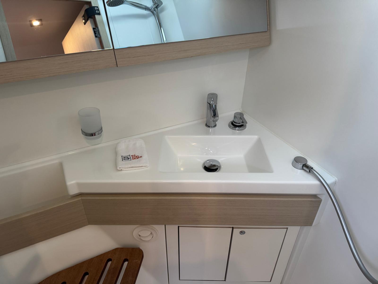 Oceanis 46.1 - 3 cab., picture 17