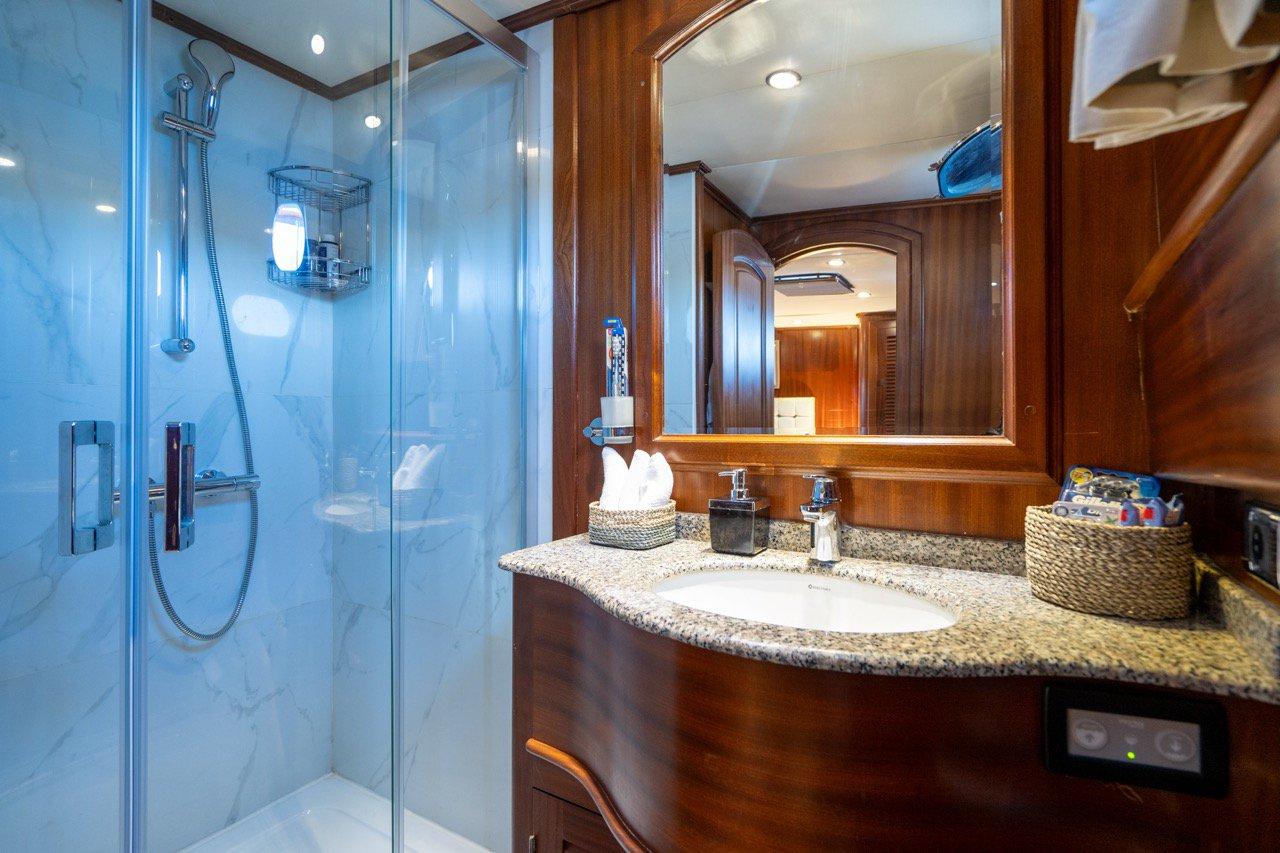 Capricorn 1, picture 17