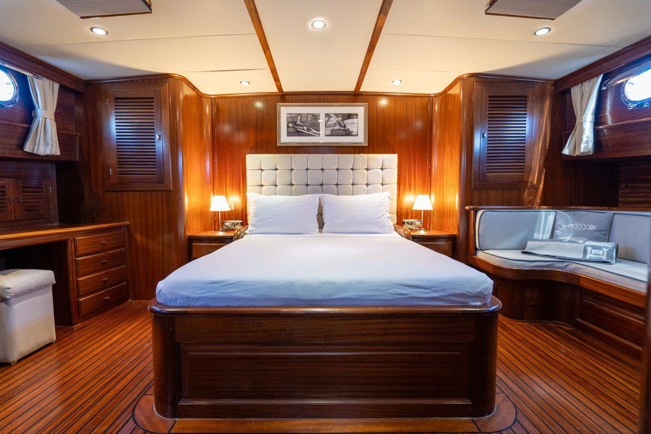 Capricorn 1, picture 12