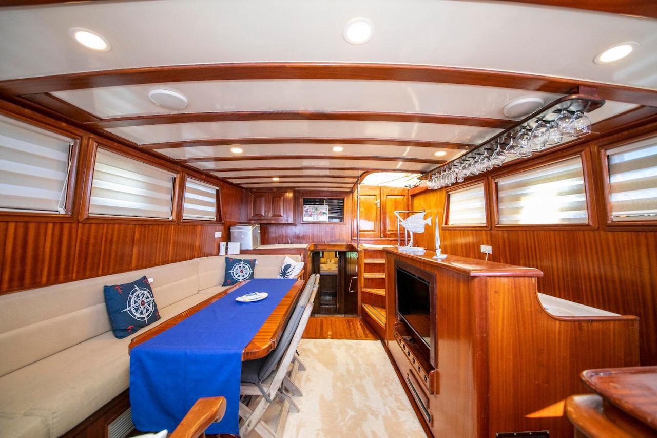 Santa Maria*, picture 7