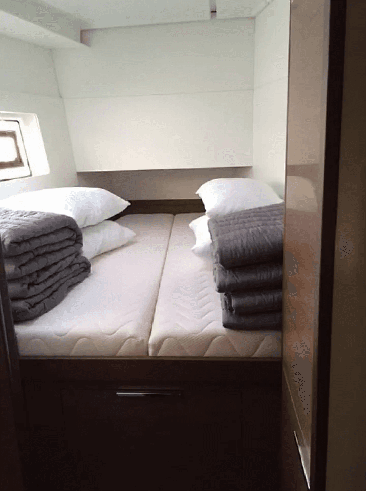 Lagoon 40 - 4 + 2 cab, picture 12