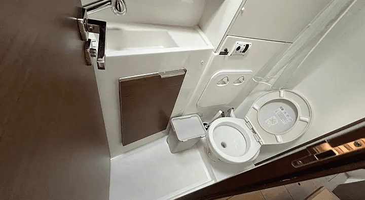 Lagoon 40 - 4 + 2 cab, picture 14