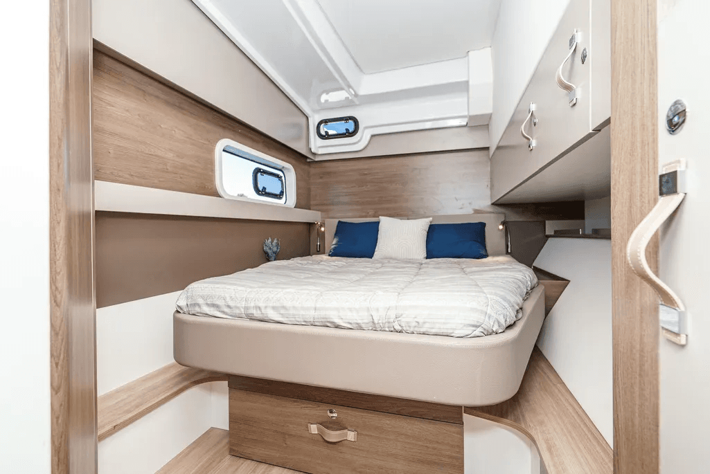 Bali 4.4 - 3 + 1 cab. - Relentless, picture 13