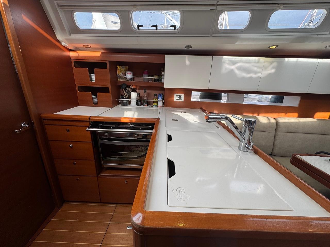 Grand Soleil 39, picture 11