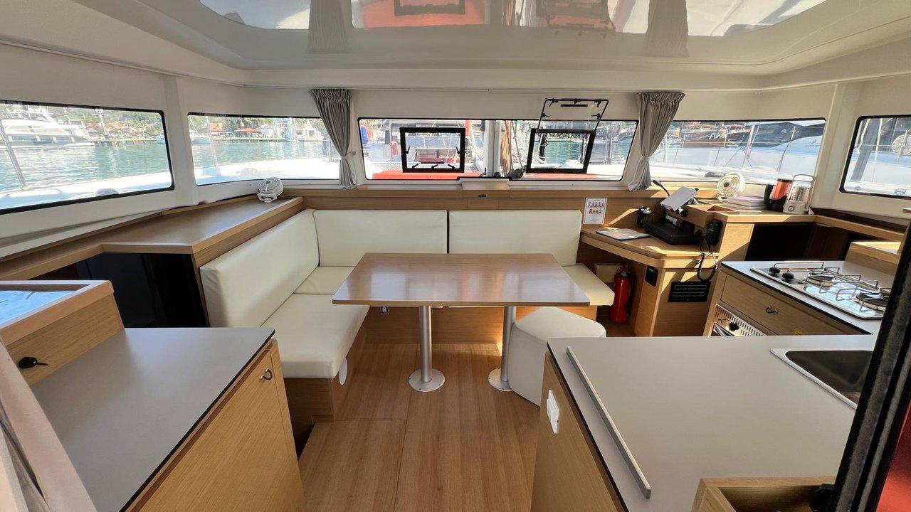 Excess 11 - 4 + 2 cab., picture 10