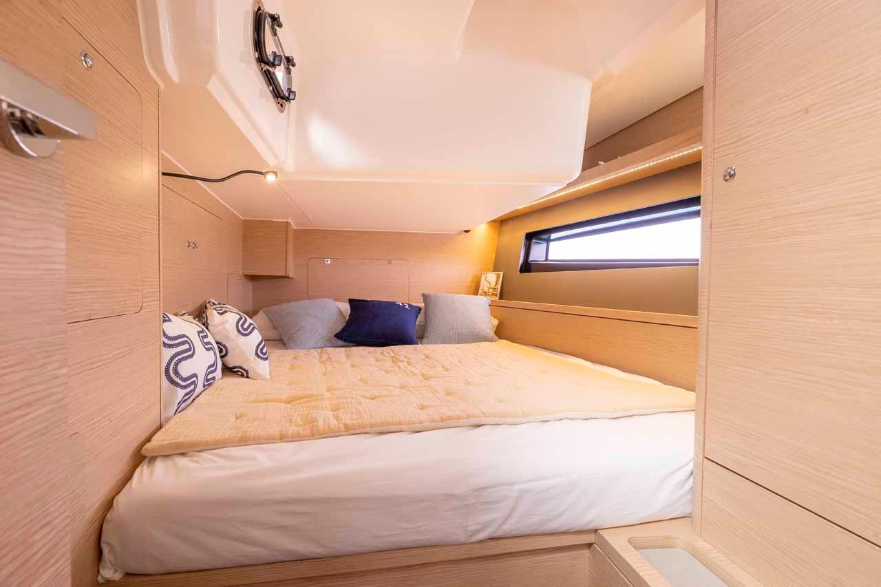 Dufour 41 Performance - 3 cab., picture 11