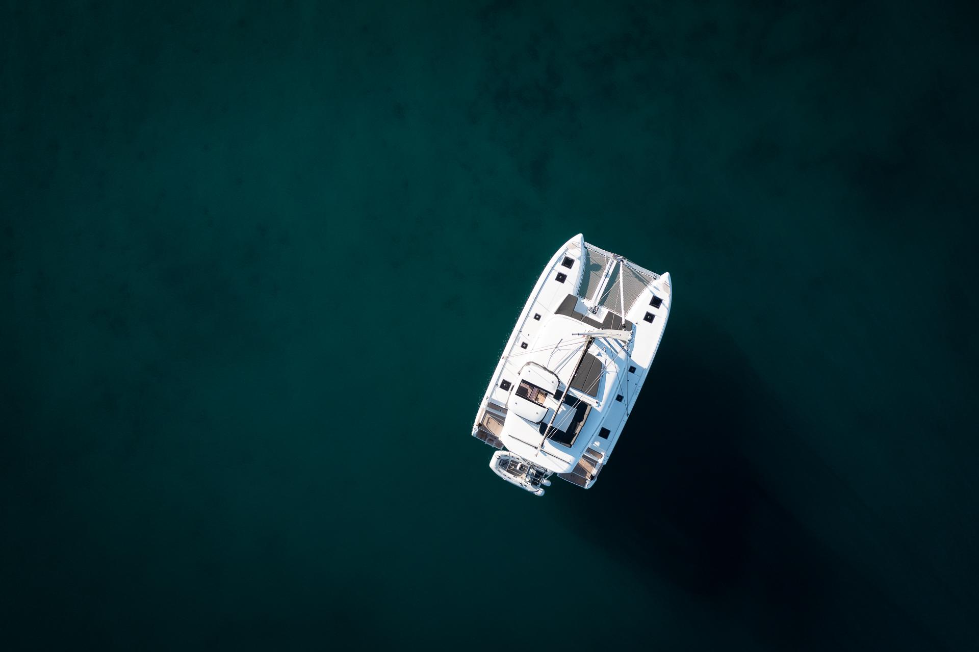 Lagoon 43 - 4 + 2 cab., picture 4