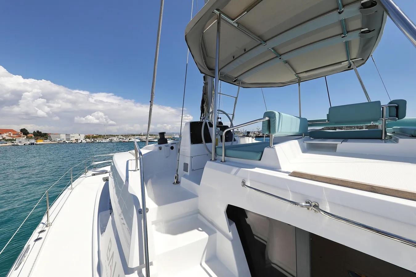 Bali 4.6 - 4 + 1 cab., picture 7