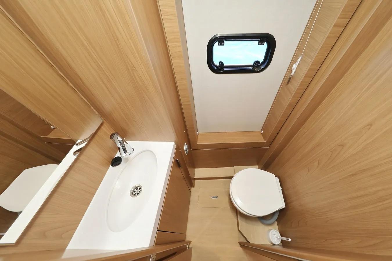 Bali 4.6 - 4 + 1 cab., picture 21