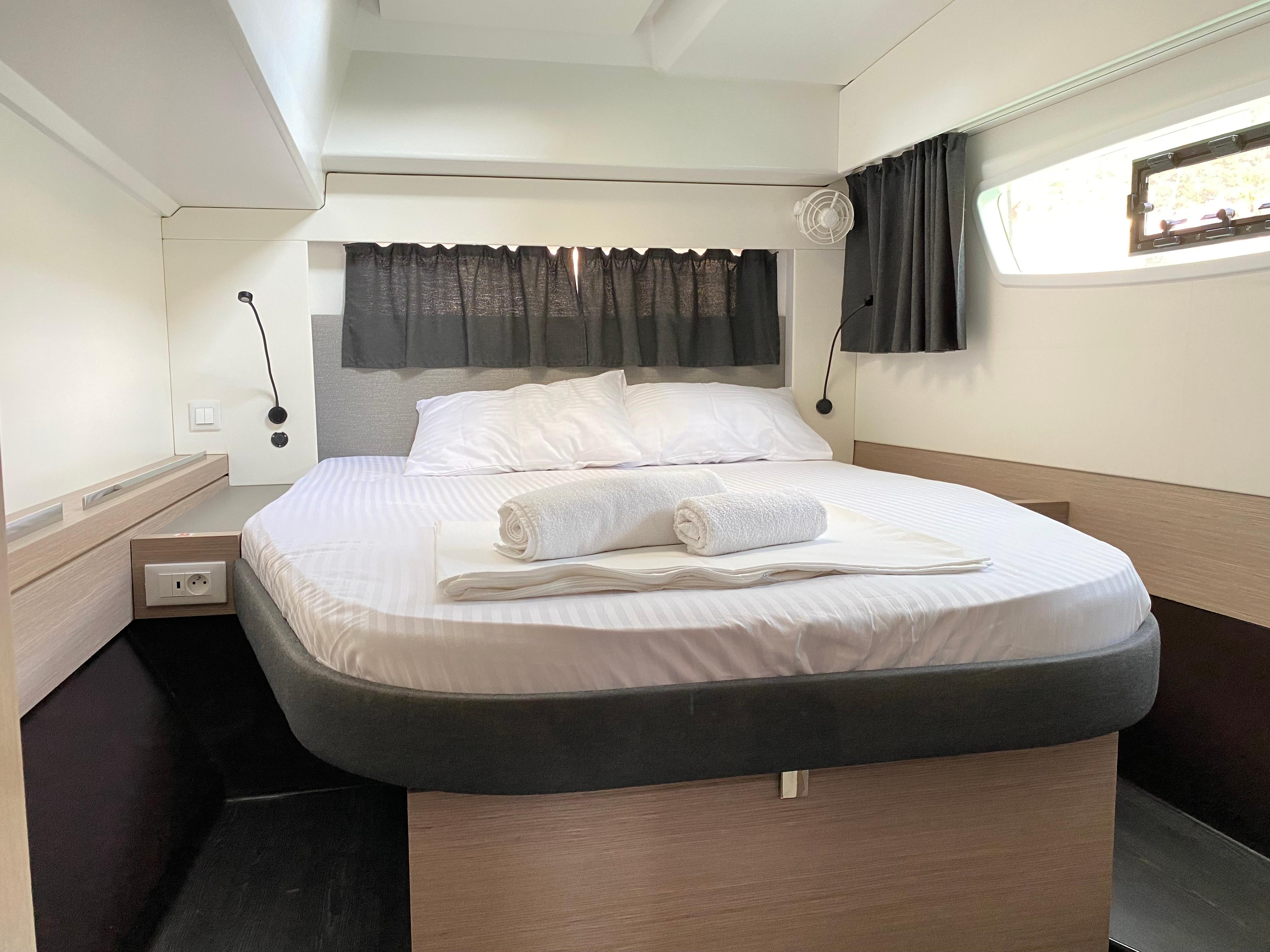 Fountaine Pajot Astrea 42 - 4 + 2 cab., picture 10