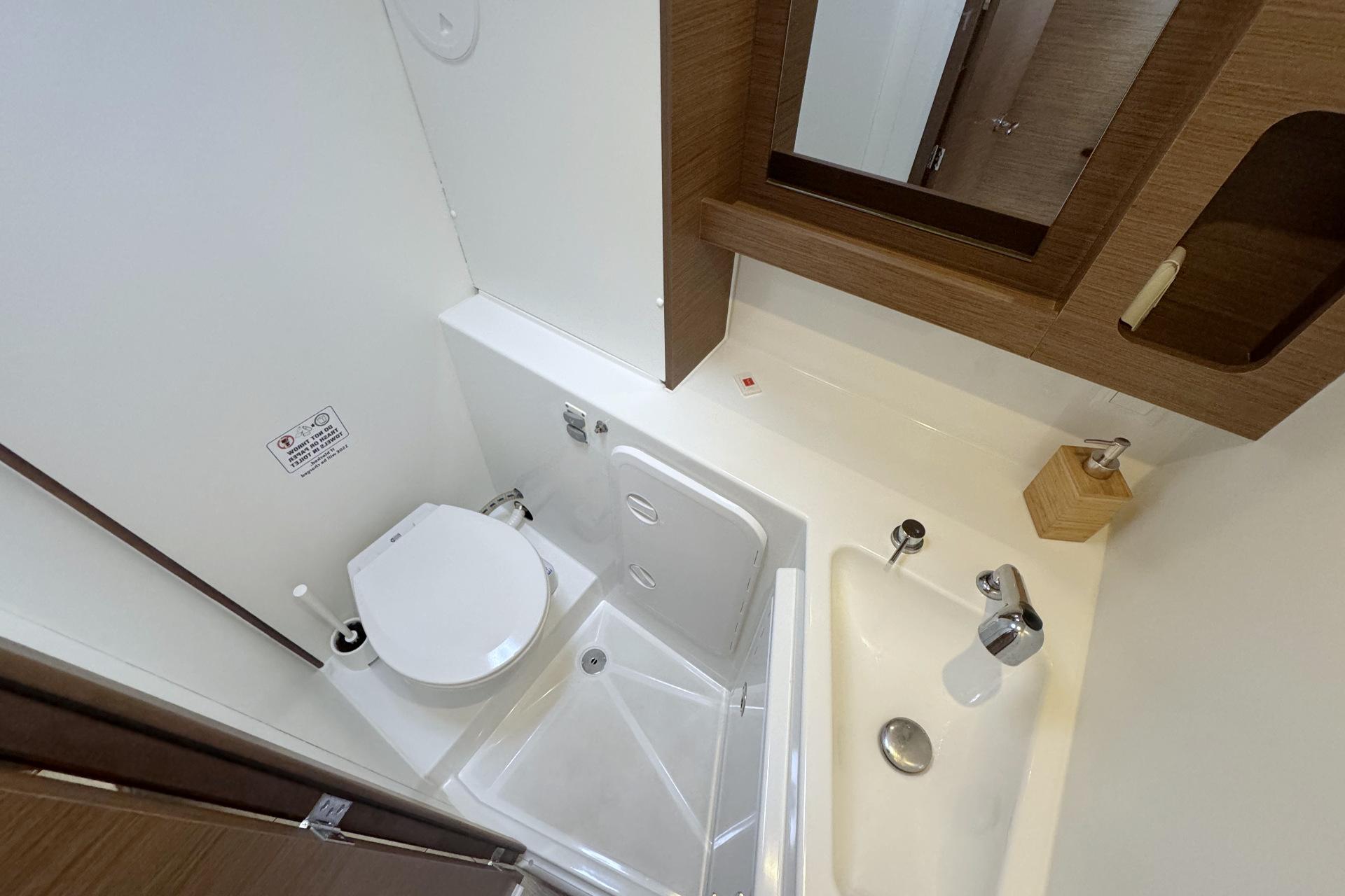 Lagoon 42 - 4 cab., picture 25