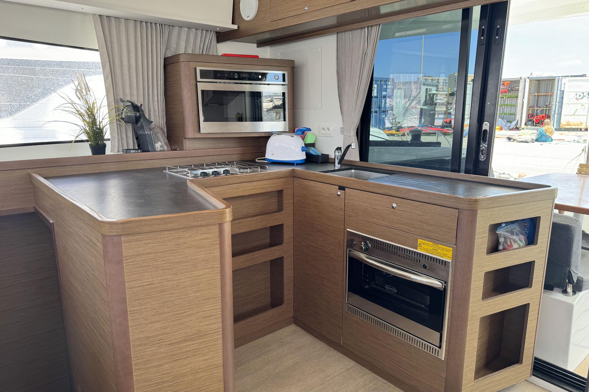 Lagoon 42 - 4 cab., picture 16