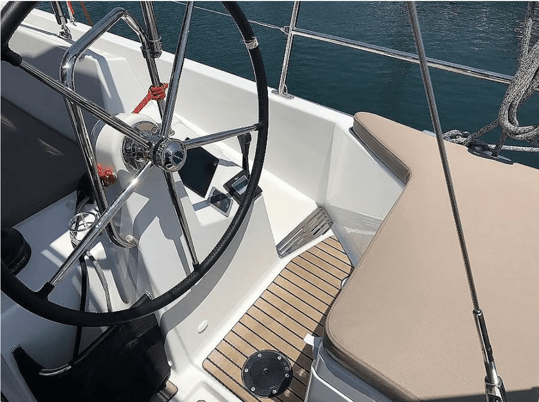 Sun Odyssey 440 - 4 cab., picture 7