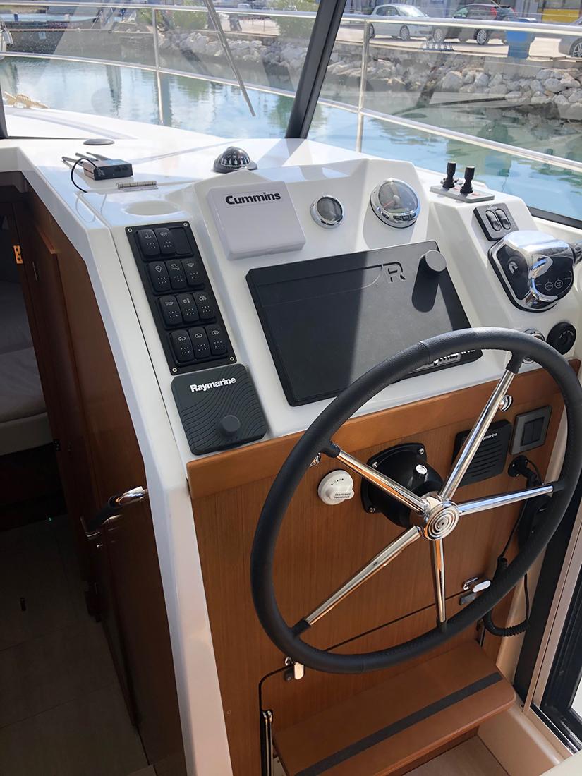 Swift Trawler 35, picture 10