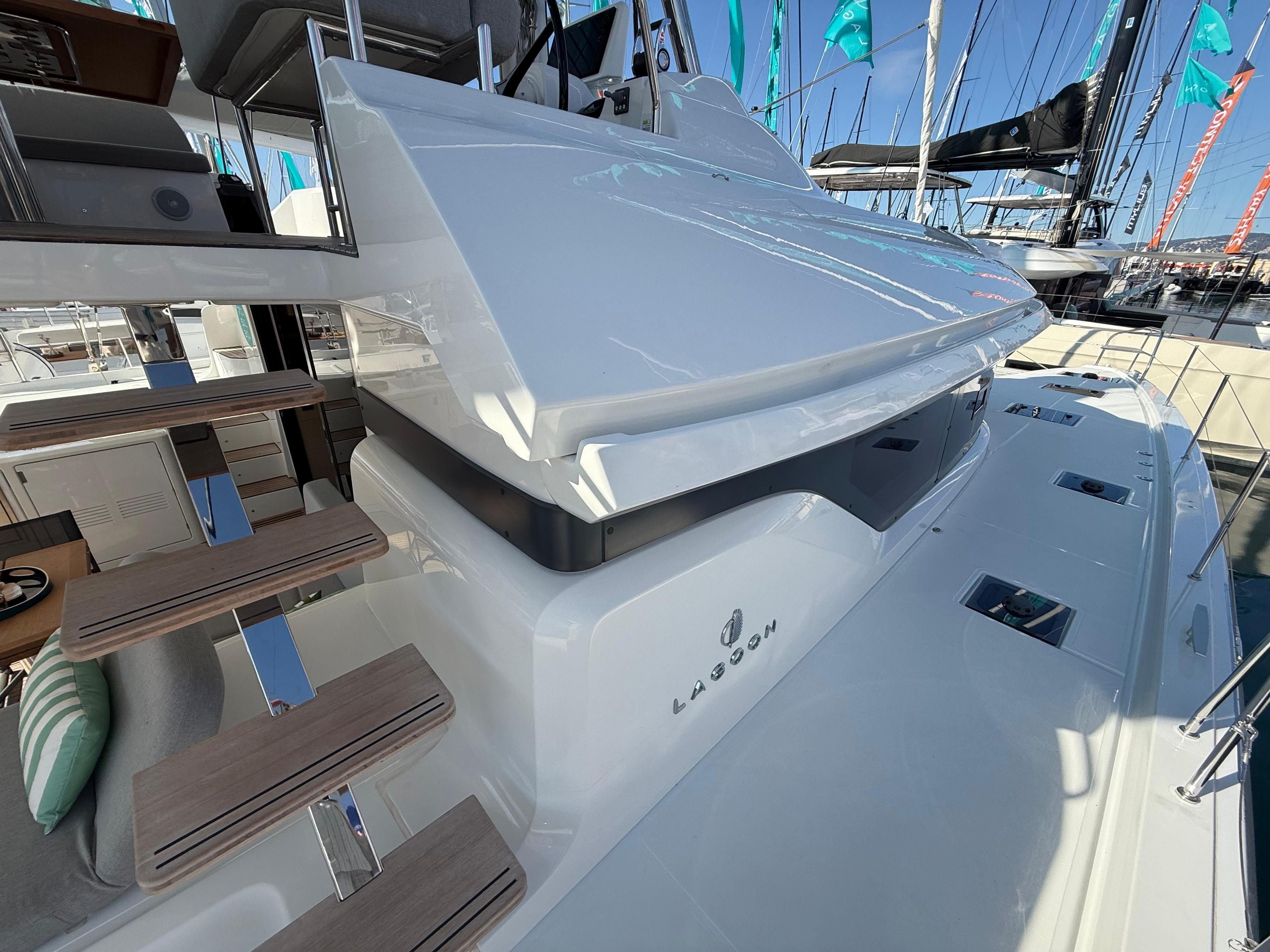 Lagoon 55 - 6 + 2 cab., picture 5