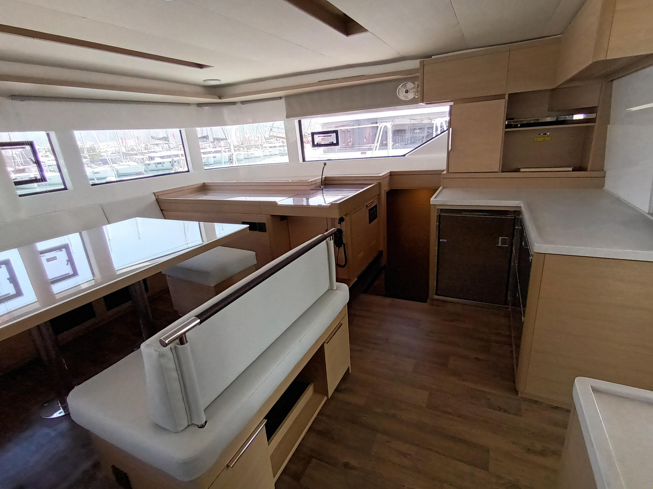 Lagoon 51 Iconic, picture 5