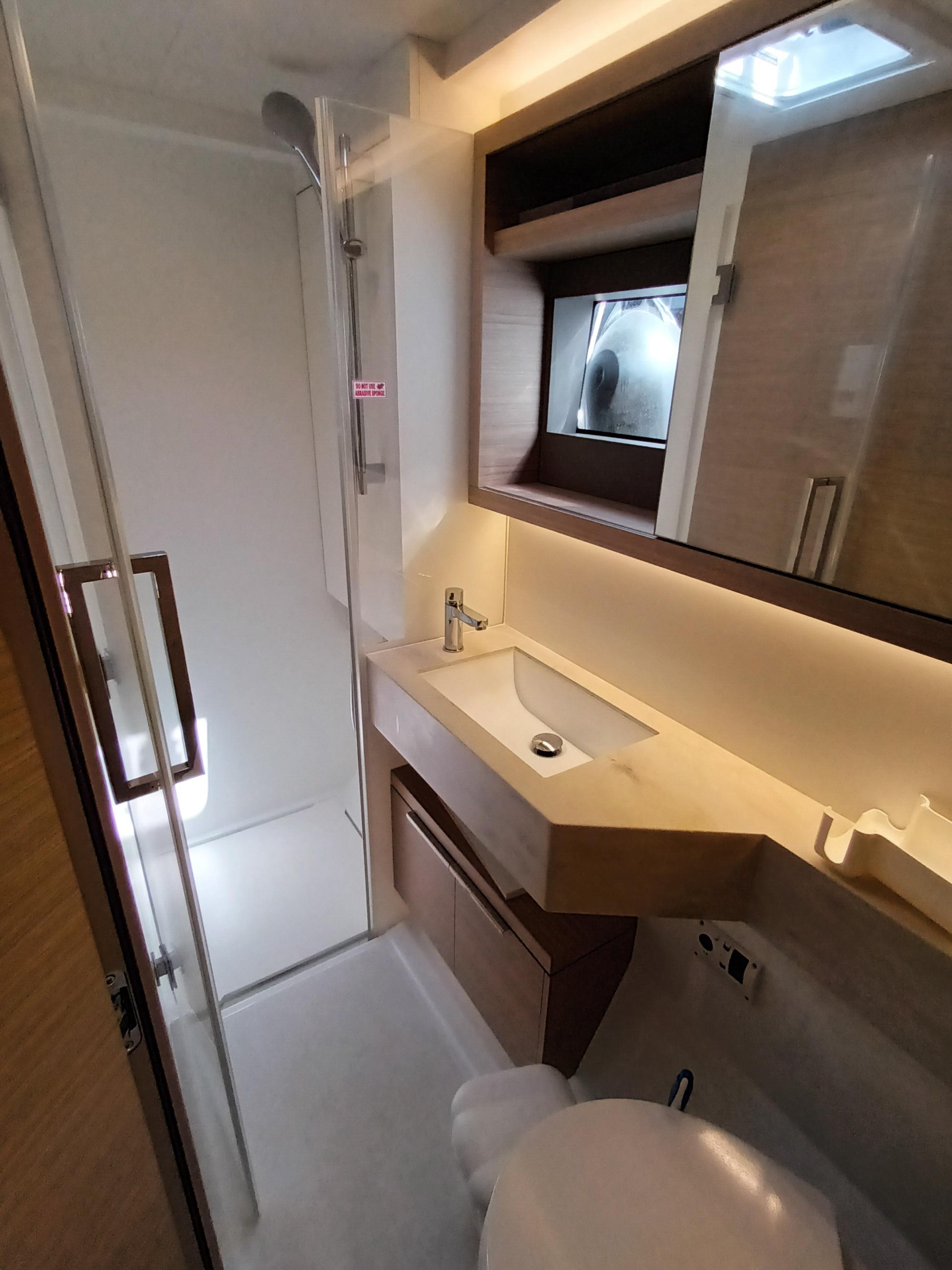 Lagoon 51 Iconic, picture 8