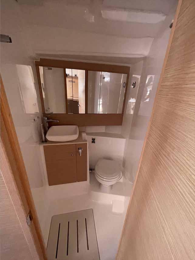 Dufour 430, picture 19