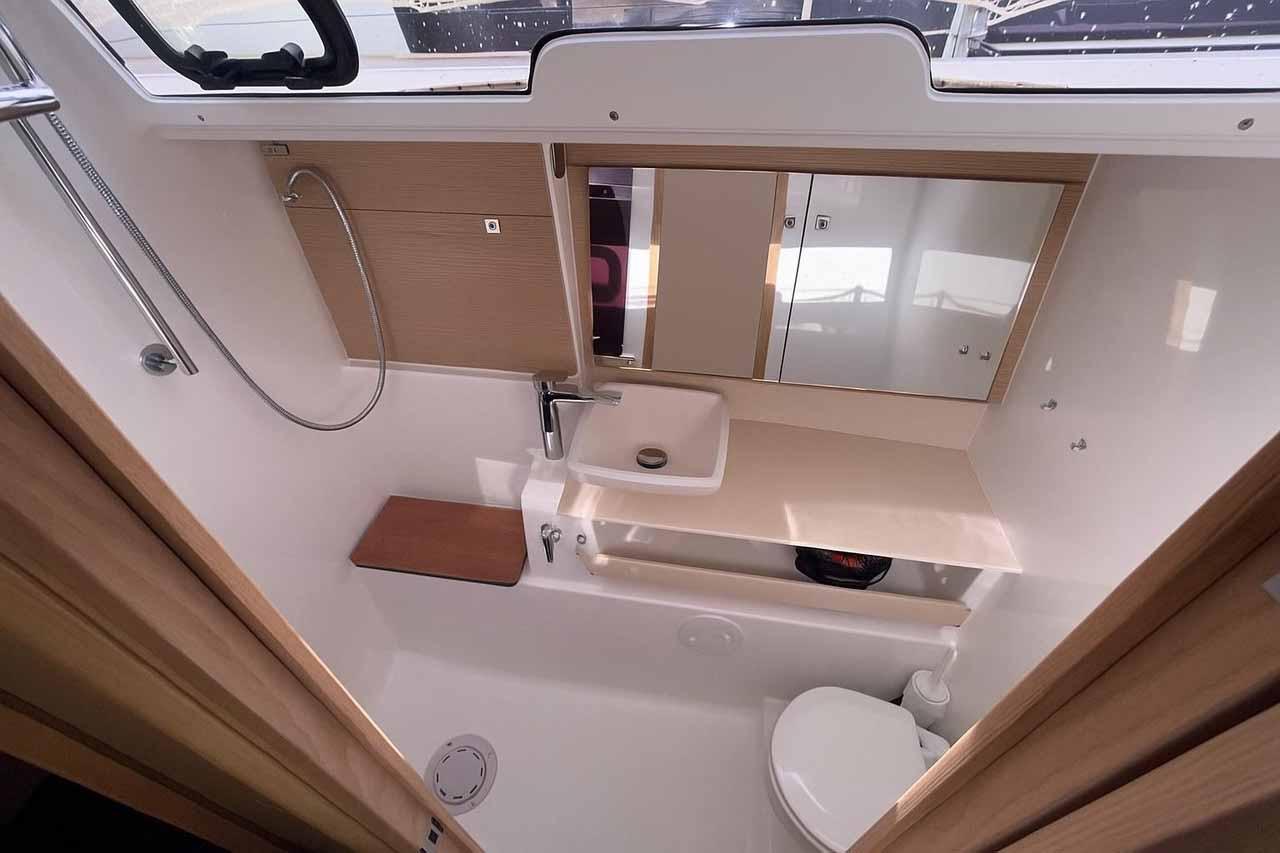 Dufour 430, picture 20