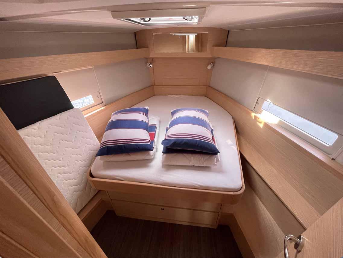 Dufour 430, picture 14