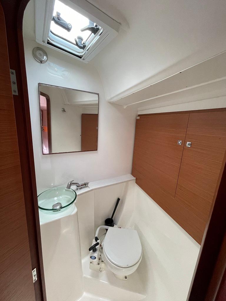 Dufour 460 GL, picture 15