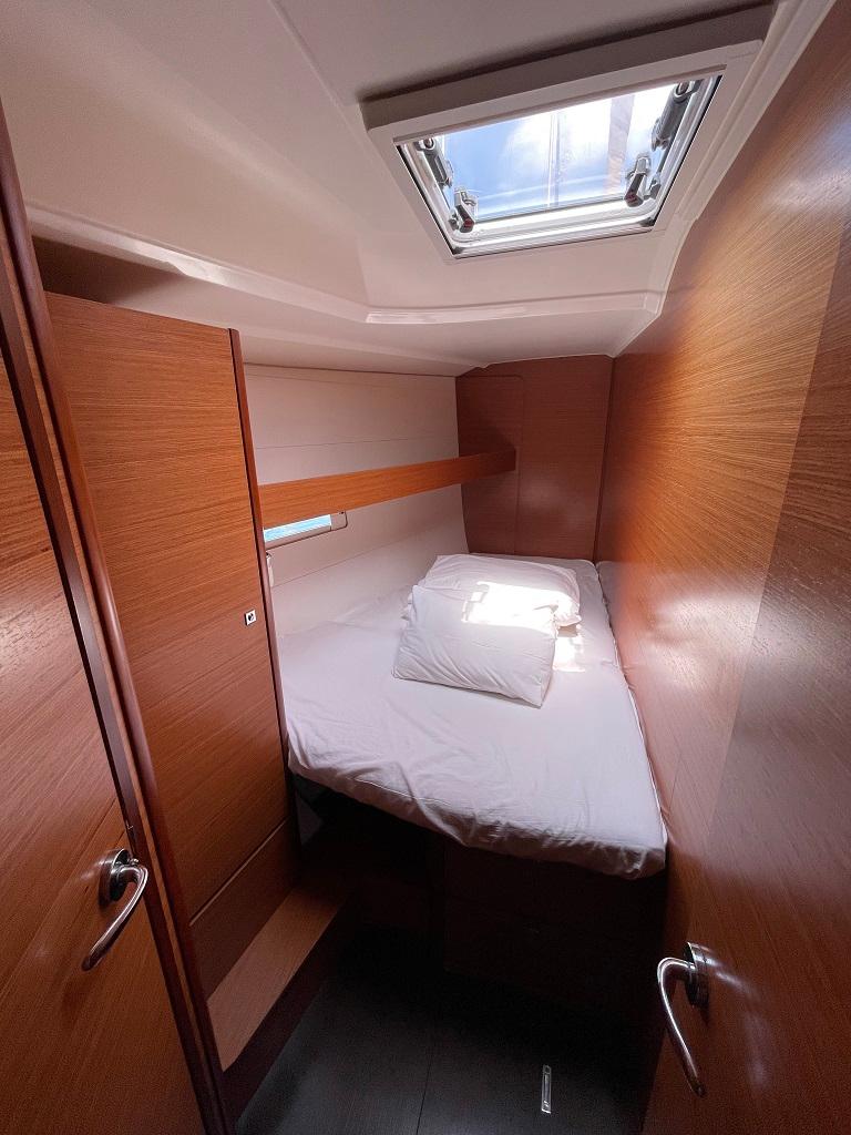 Dufour 460 GL, picture 9