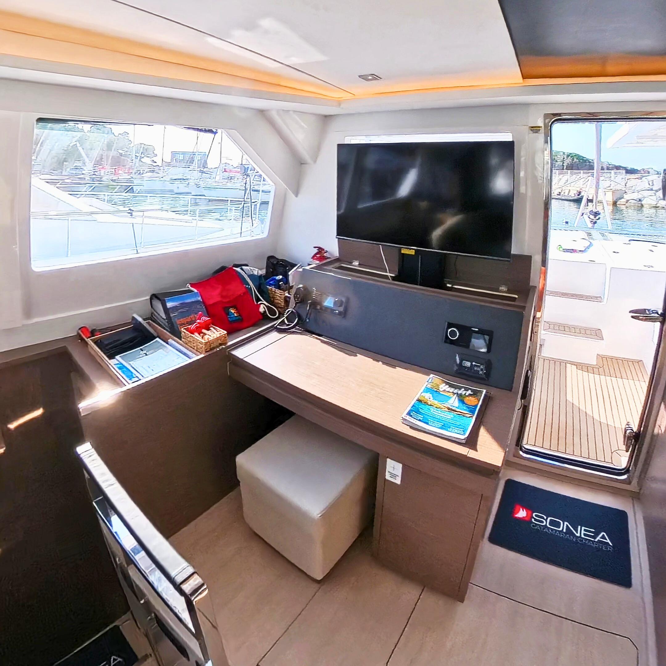 Leopard 50 - 5 + 1 cab, picture 10