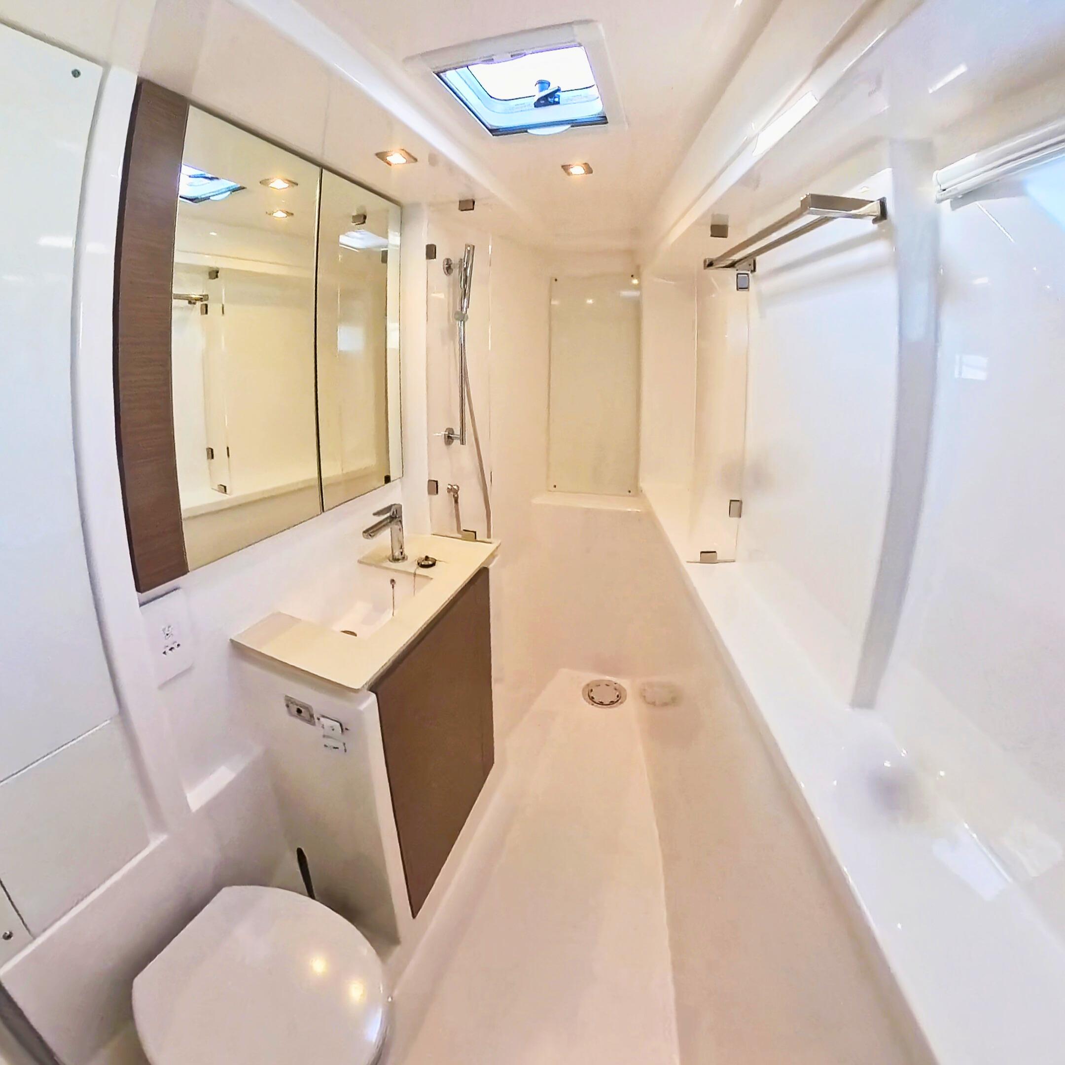 Leopard 50 - 5 + 1 cab, picture 19