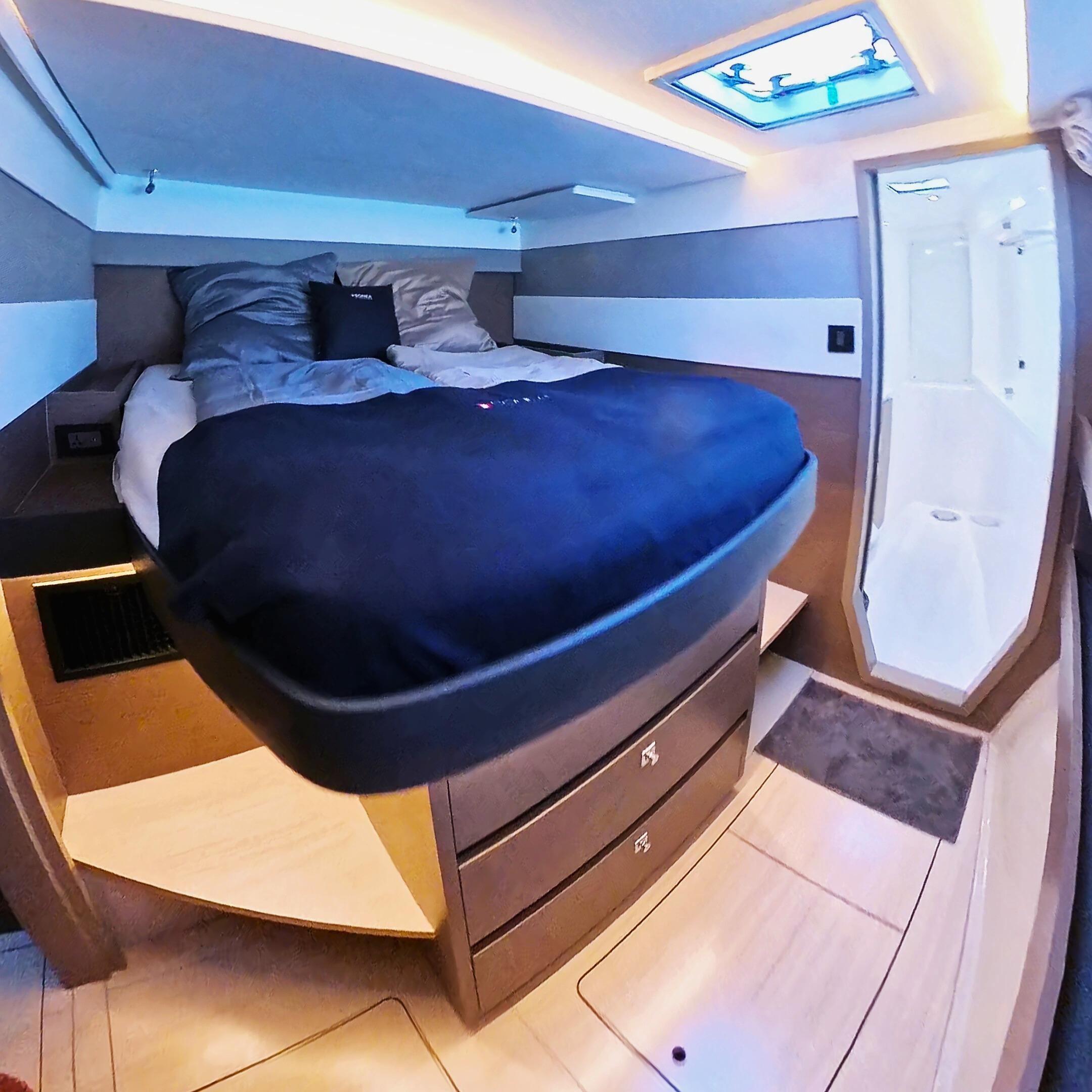 Leopard 50 - 5 + 1 cab, picture 20