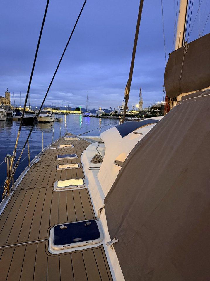 Lagoon 570, picture 18