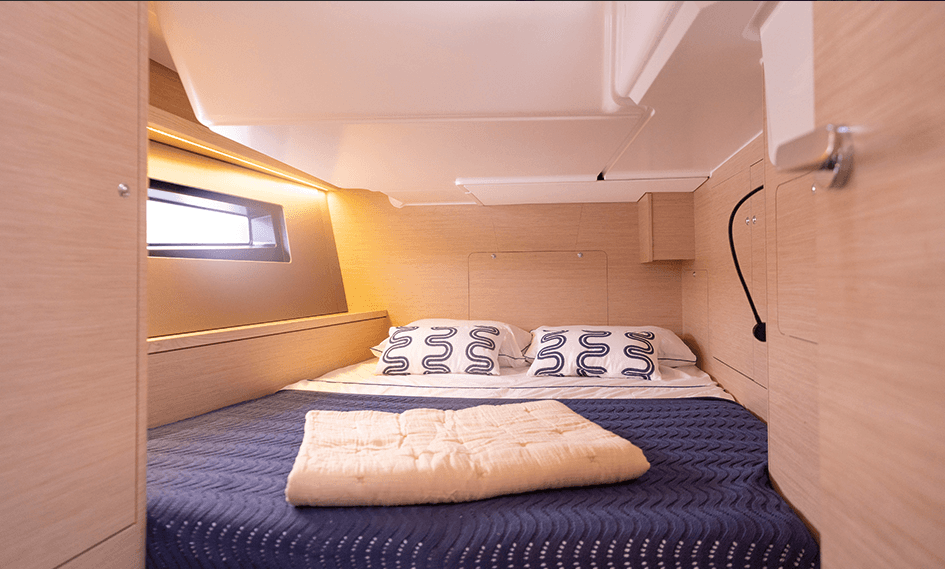 Dufour 44 - 3 cab., picture 17