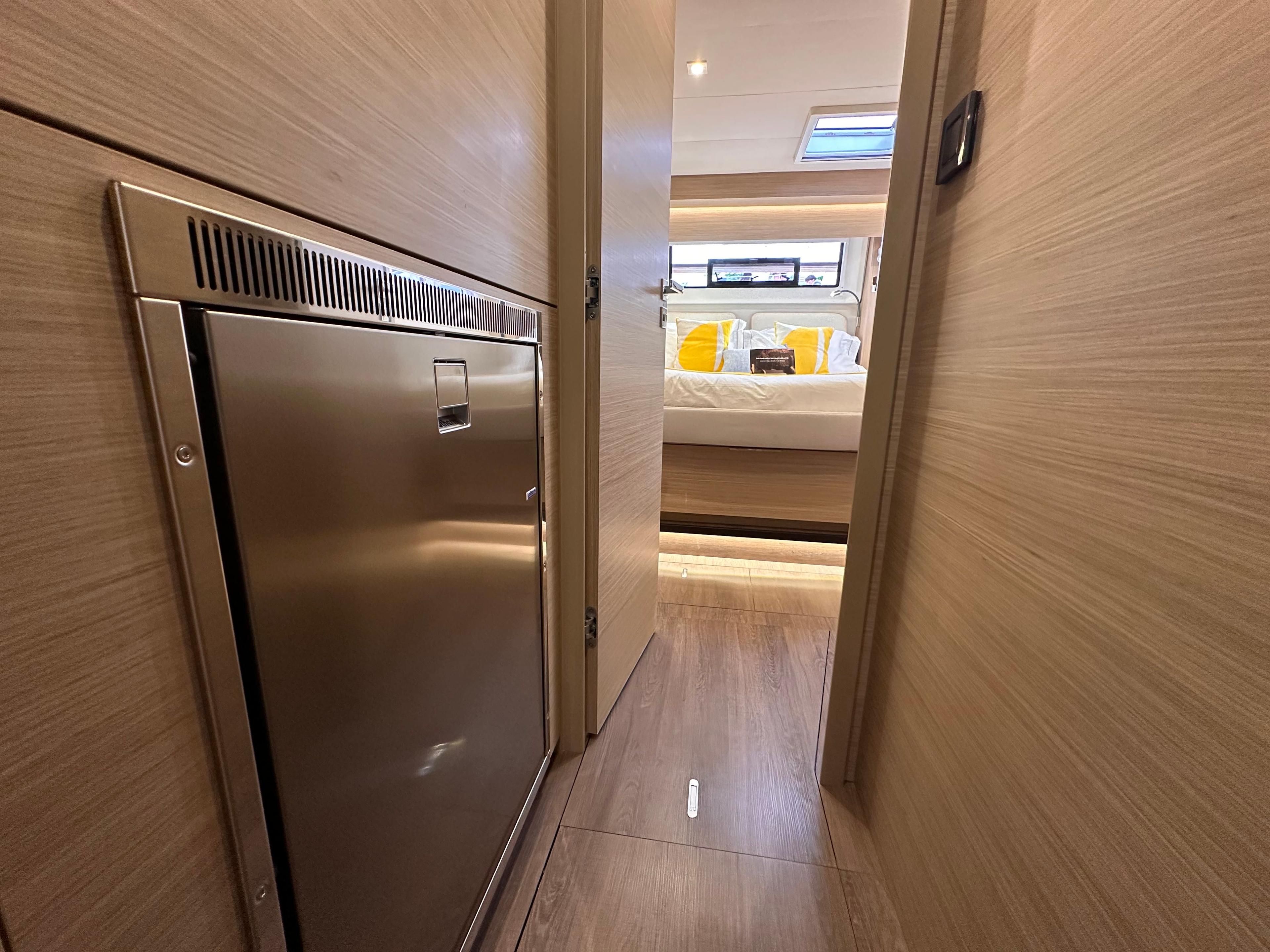 Lagoon 51 - 6 + 1 cab., picture 8