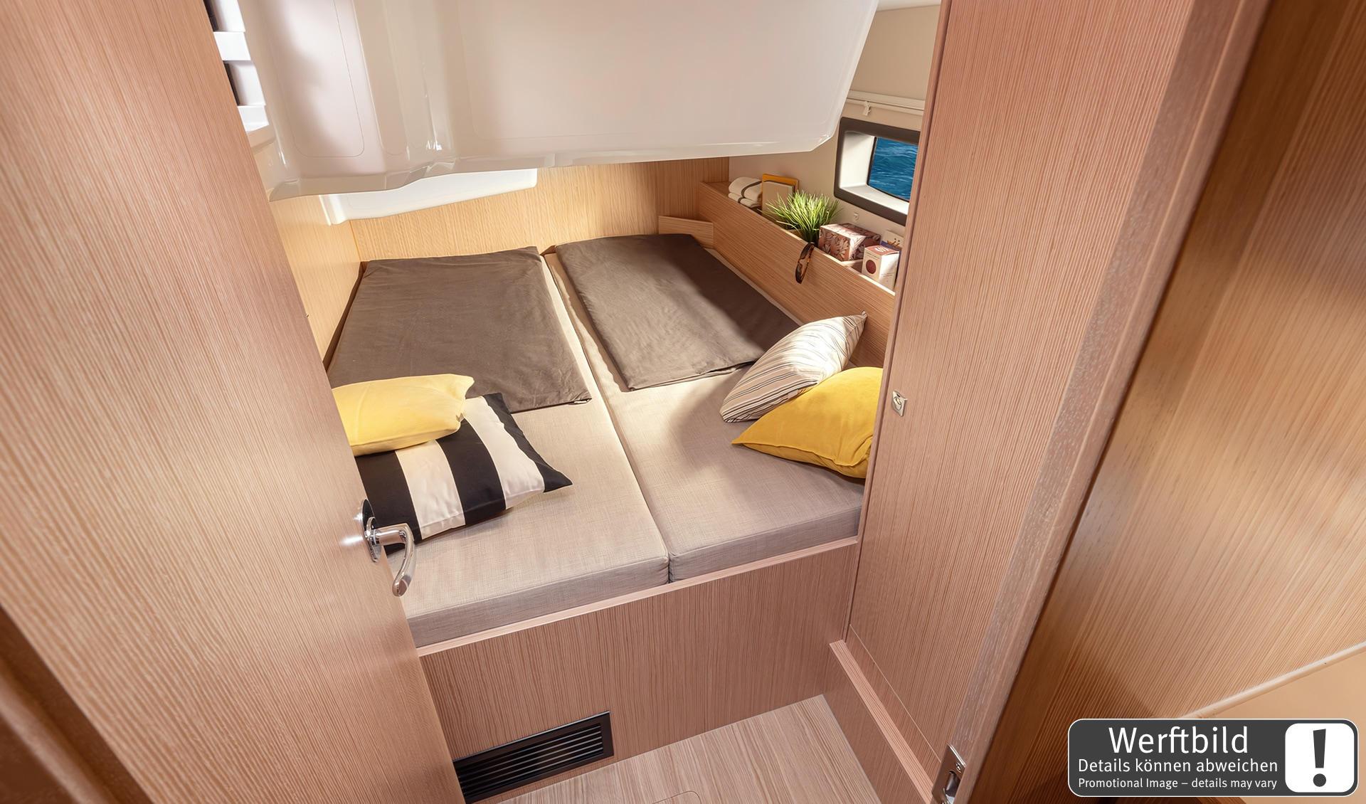 Bavaria C38, picture 9