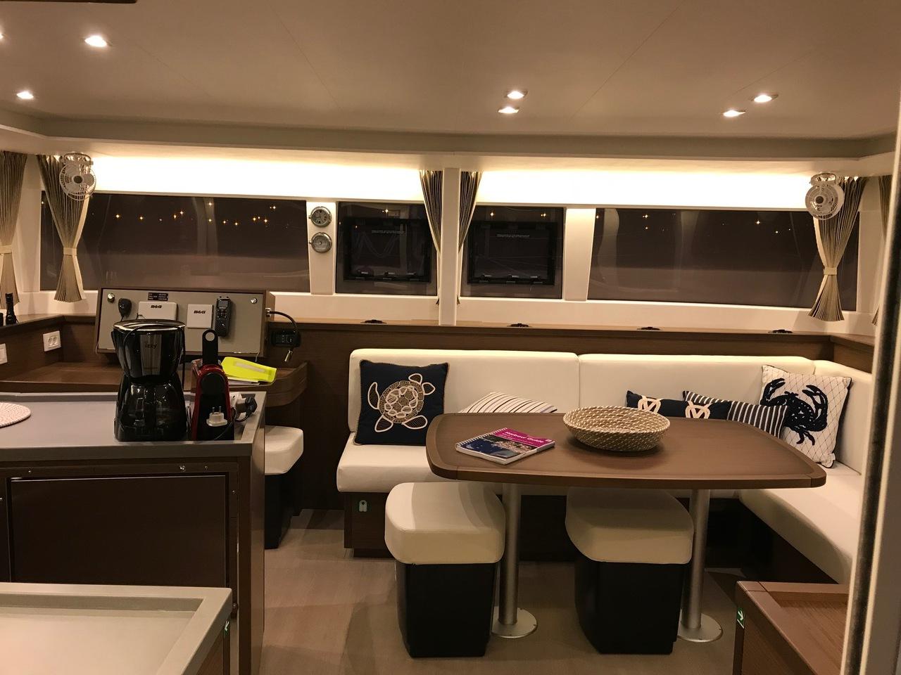 Lagoon 450 F - 4 + 2 cab., picture 10