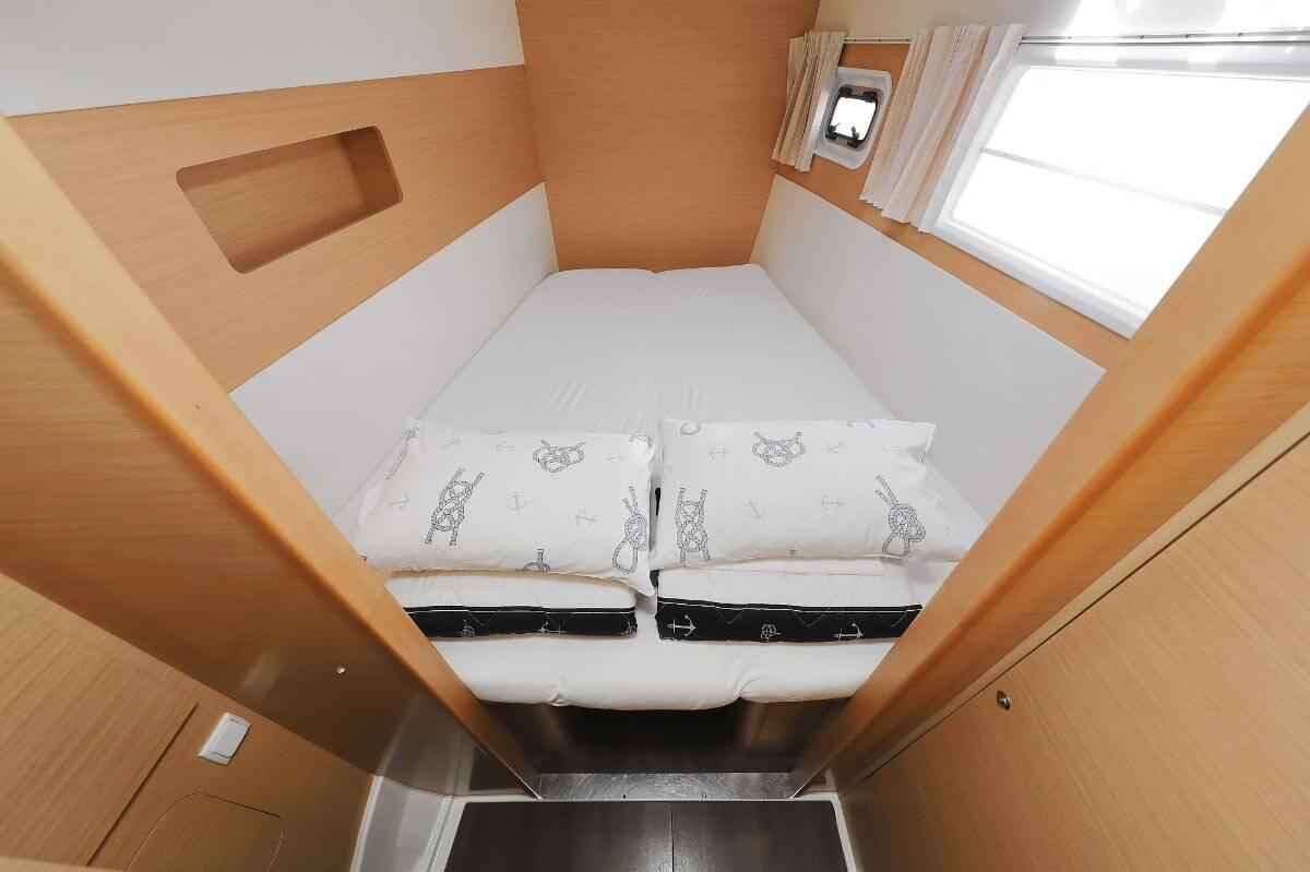 Lagoon 400 - 4 + 2 cab., picture 13