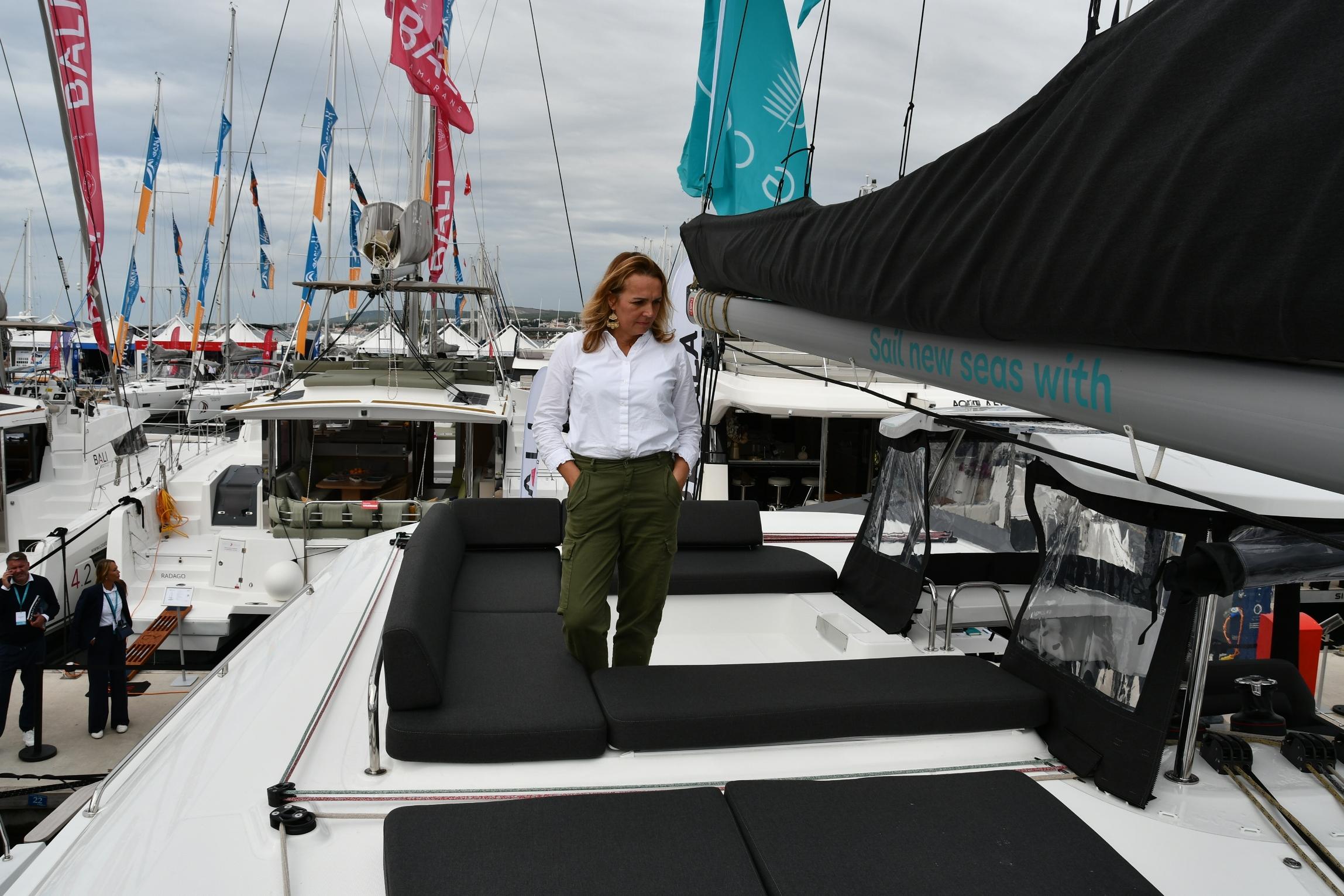 Lagoon 43 - 4 + 2 cab., picture 5