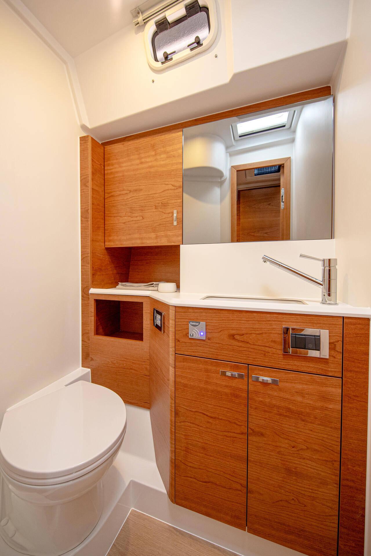 Hanse 590, picture 13