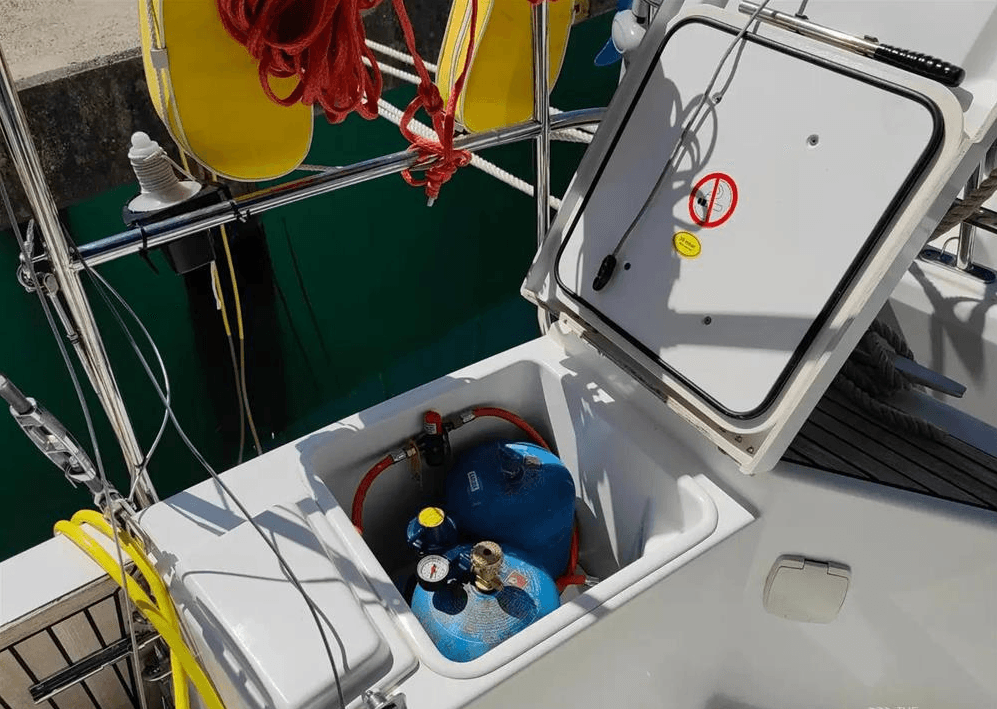 Sun Odyssey 440 - 4 cab., picture 22