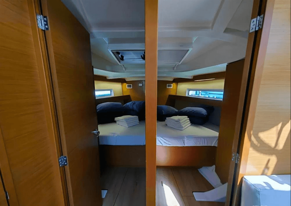 Sun Odyssey 440 - 4 cab., picture 12